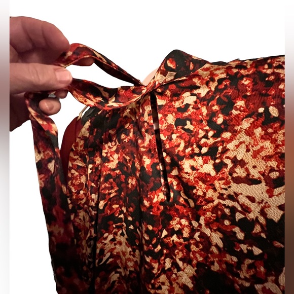 Prologue pull over blouse w/ tie in back of neck, eyelet hook clasp, beautiful - Picture 1 of 13